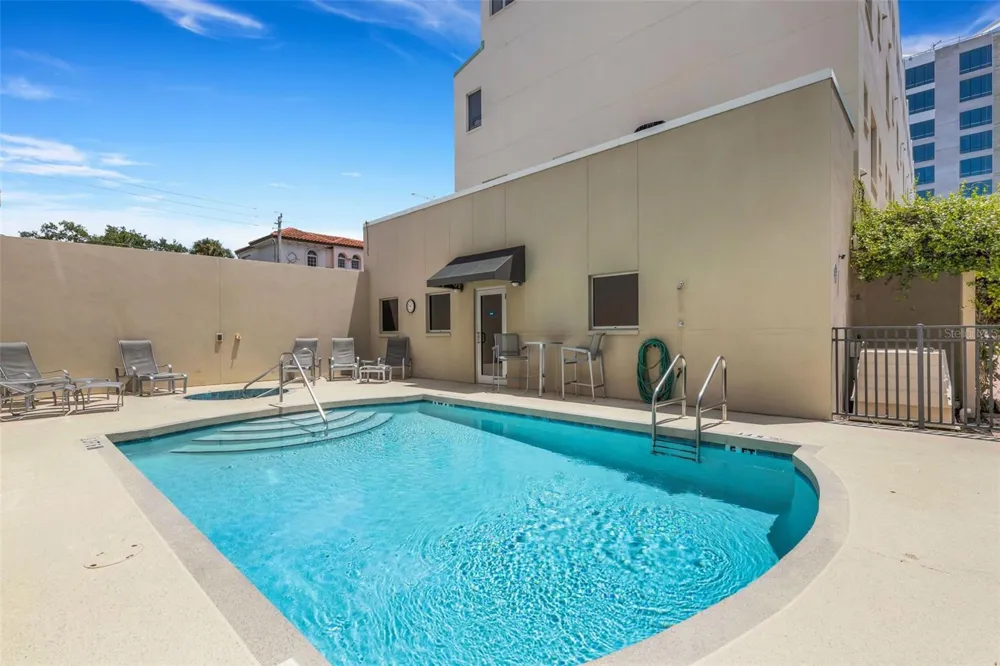235 COCOANUT AVENUE #108B Sarasota, FL 34236