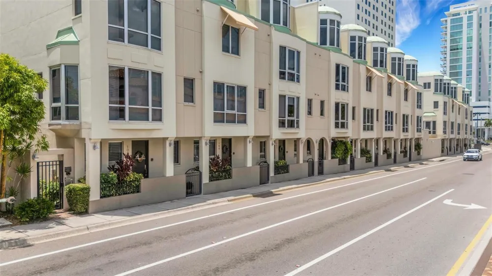 235 COCOANUT AVENUE #108B Sarasota, FL 34236