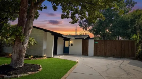11103 Greenwillow Street