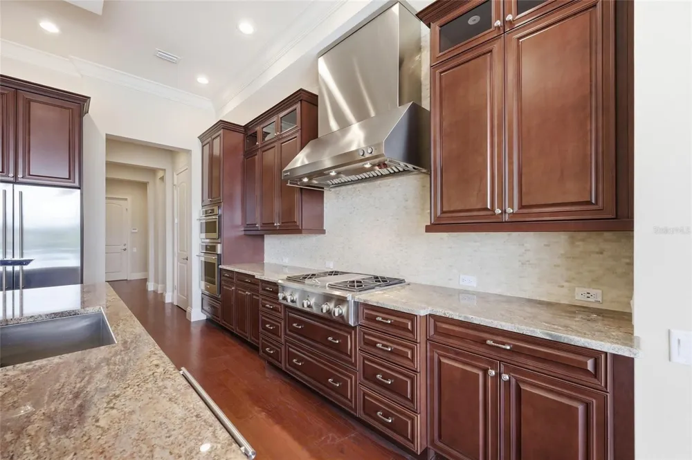 12102 MONTALCINO CIRCLE Windermere, FL 34786