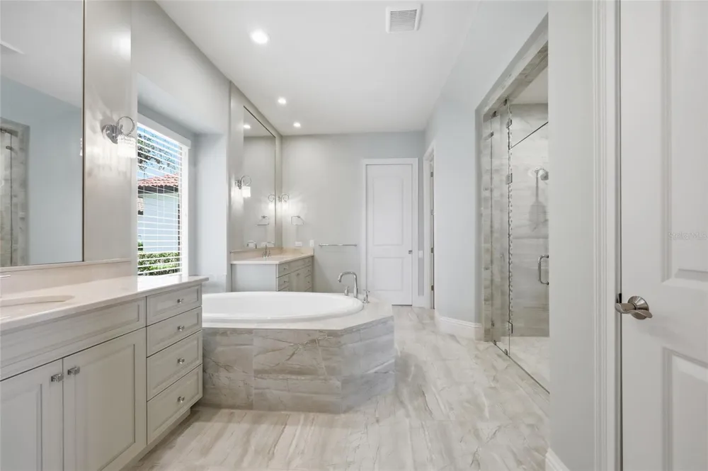 12102 MONTALCINO CIRCLE Windermere, FL 34786