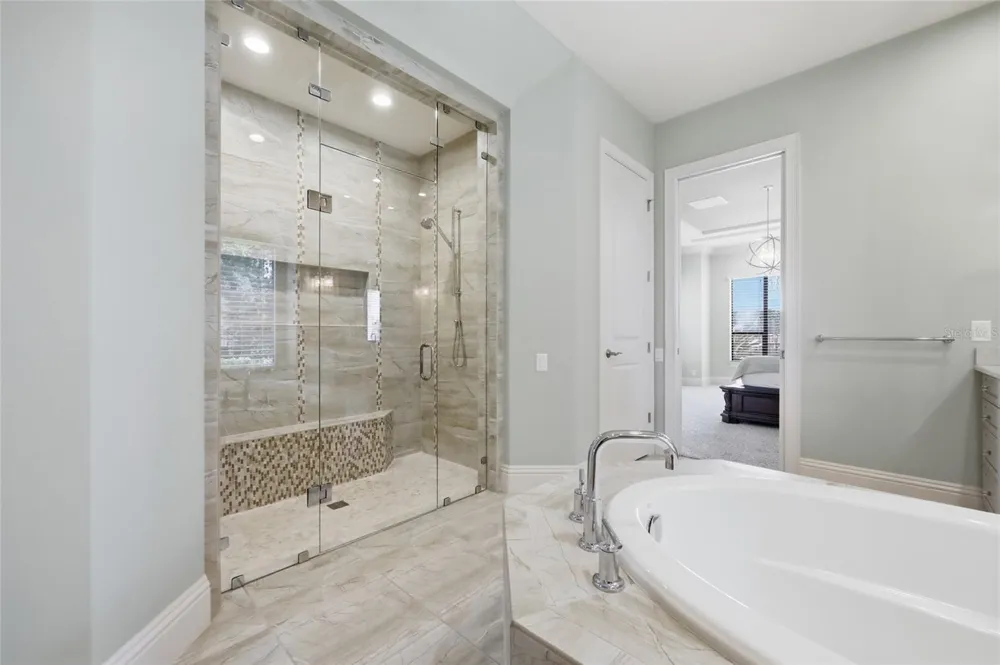 12102 MONTALCINO CIRCLE Windermere, FL 34786