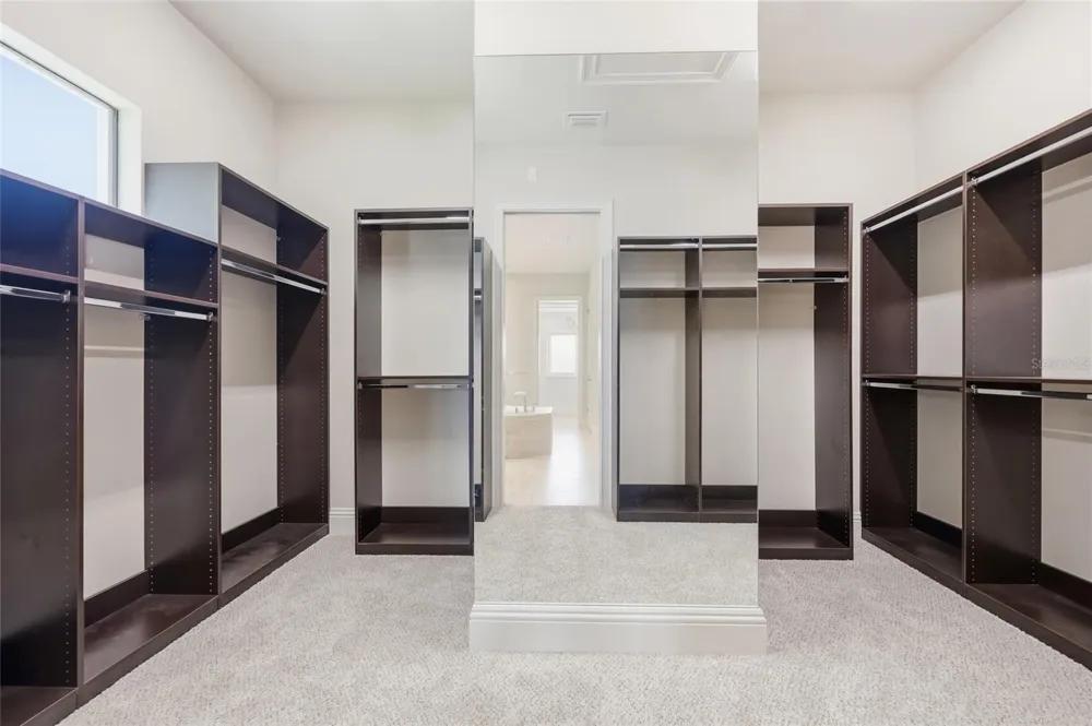 12102 MONTALCINO CIRCLE Windermere, FL 34786