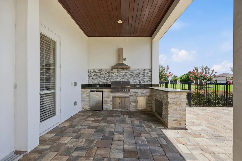 12102 MONTALCINO CIRCLE Windermere, FL 34786