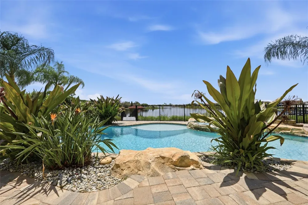 12102 MONTALCINO CIRCLE Windermere, FL 34786