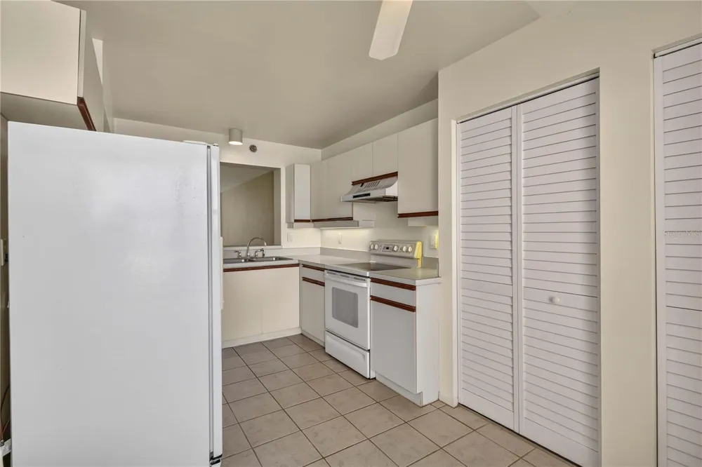 4550 PINEBROOK CIRCLE #605 Bradenton, FL 34209