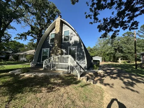 315 Highlander Heights
