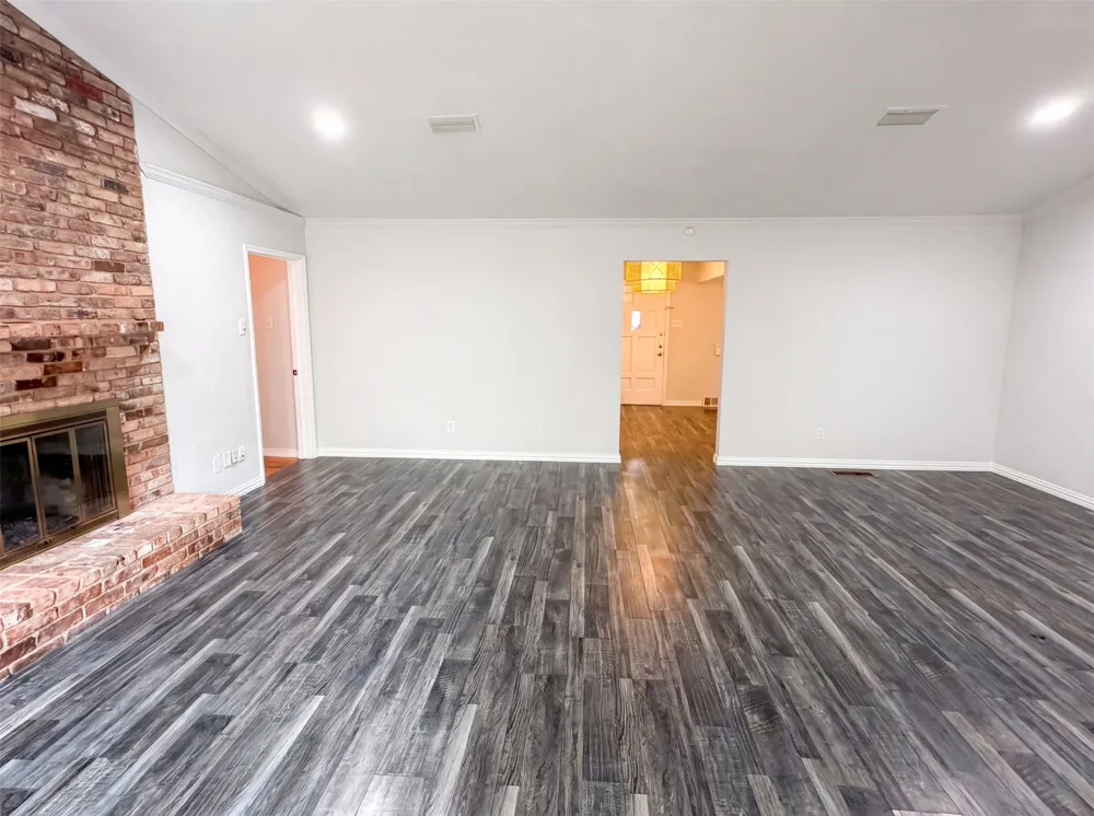 8839 Sweetwater Drive Dallas, TX 75228