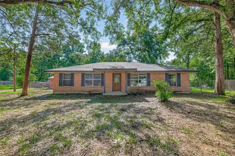 611 Dogwood Trail
