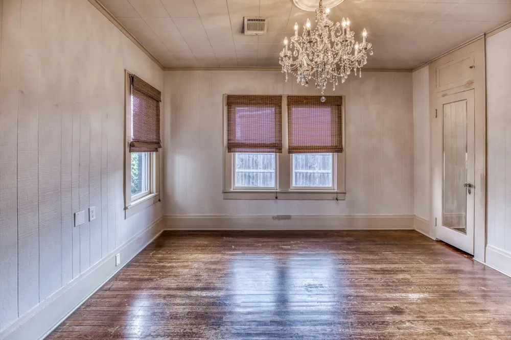 404 W Main Street Bellville, TX 77418