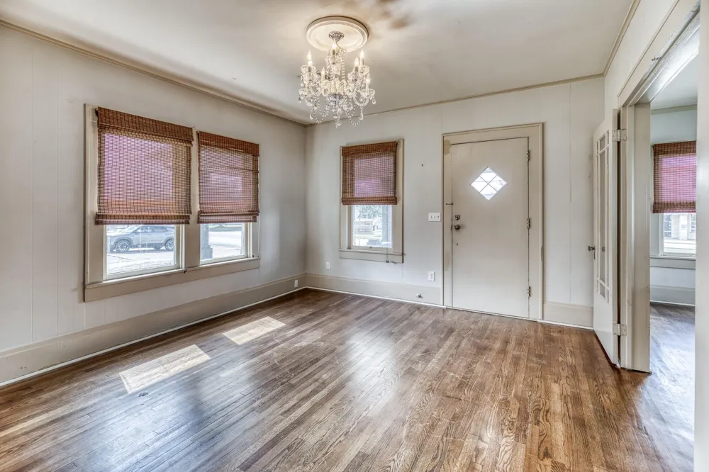 404 W Main Street Bellville, TX 77418