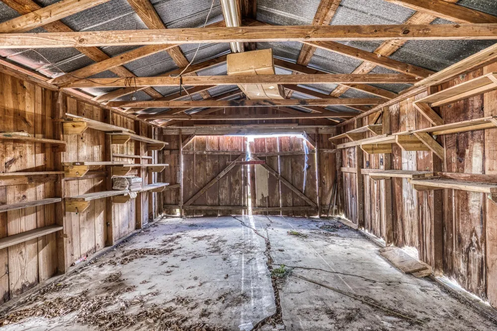 404 W Main Street Bellville, TX 77418