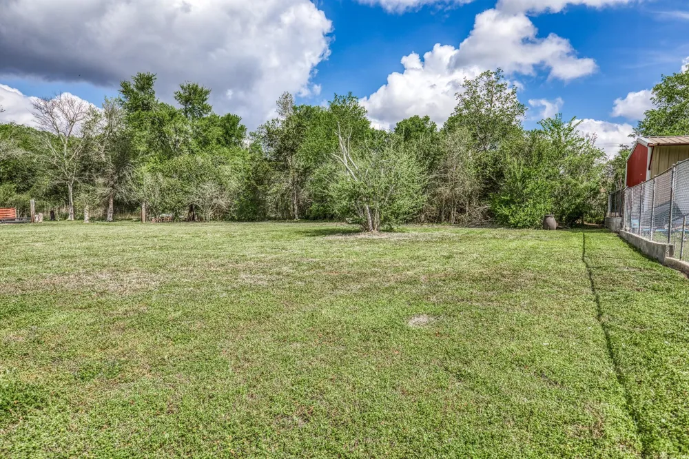 404 W Main Street Bellville, TX 77418