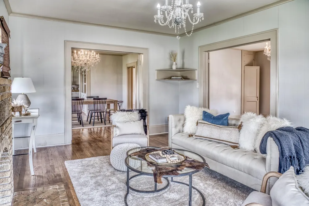 404 W Main Street Bellville, TX 77418