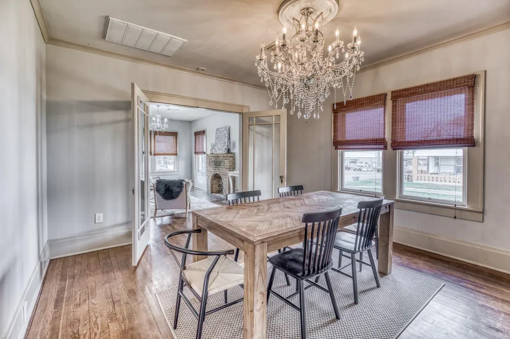 404 W Main Street Bellville, TX 77418