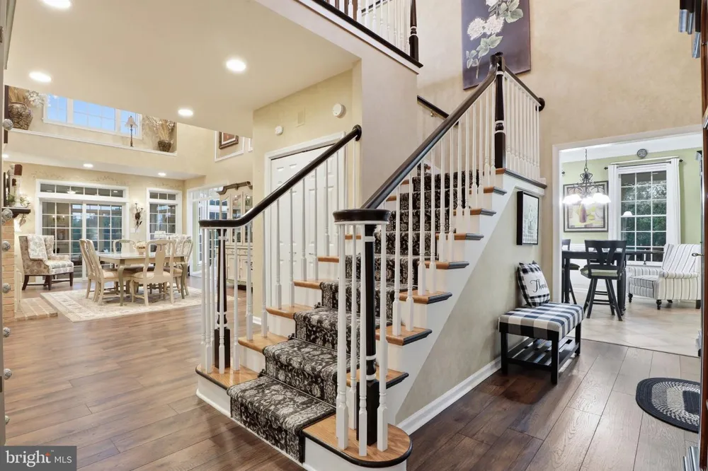 1709 COUNTRY MANOR York, PA 17408