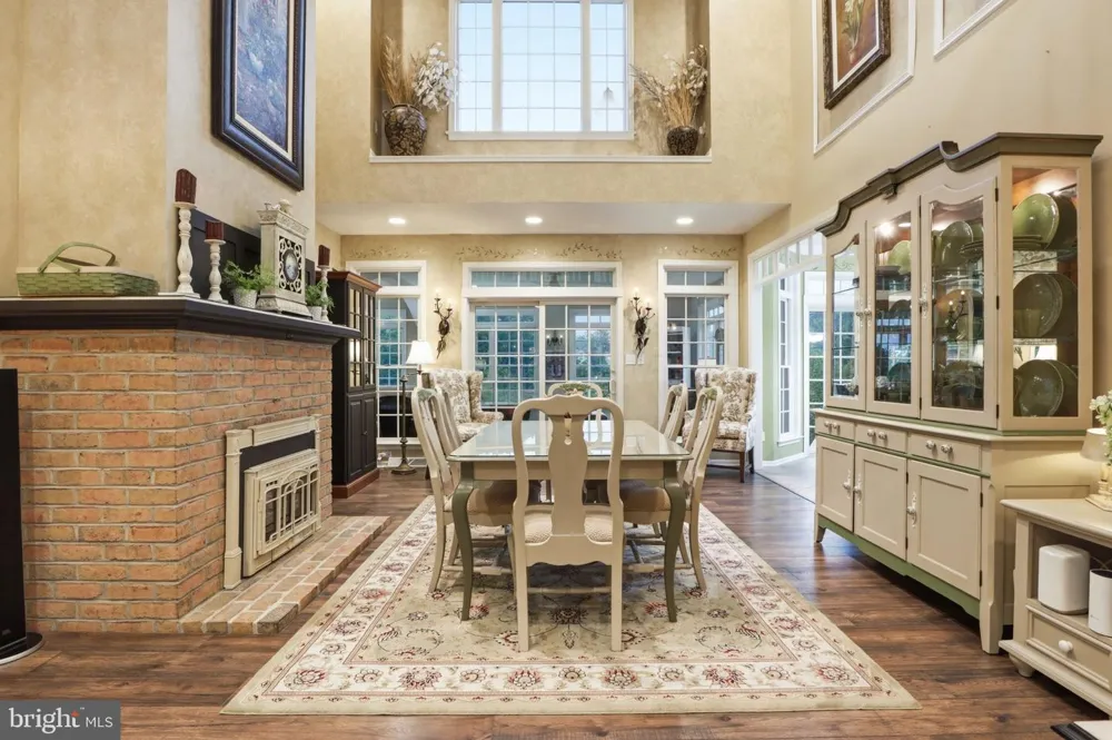1709 COUNTRY MANOR York, PA 17408