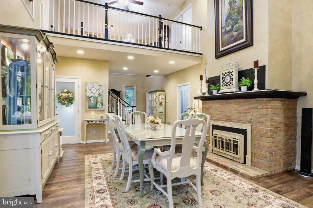 1709 COUNTRY MANOR York, PA 17408