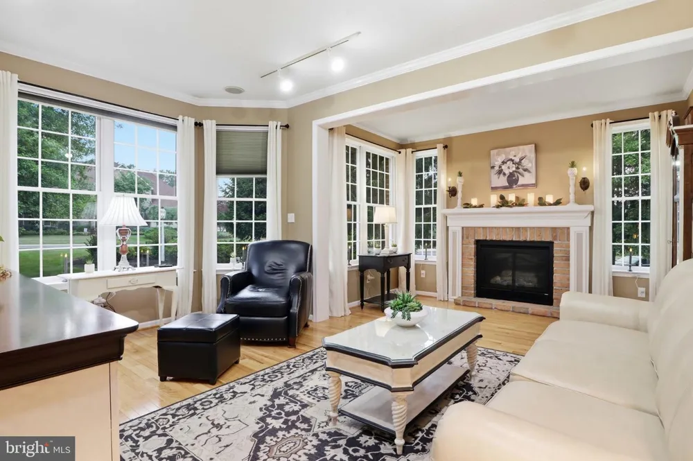 1709 COUNTRY MANOR York, PA 17408