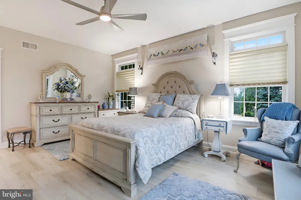 1709 COUNTRY MANOR York, PA 17408