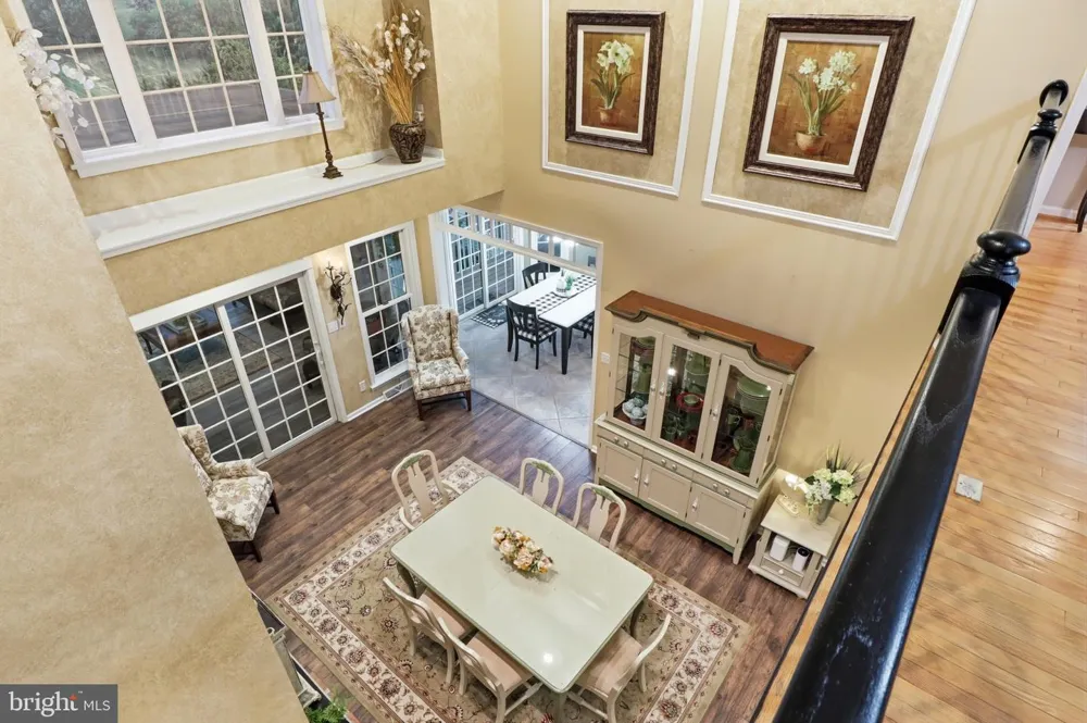 1709 COUNTRY MANOR York, PA 17408