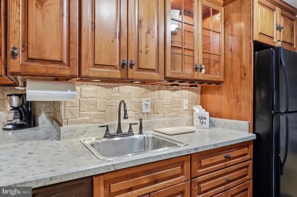 1709 COUNTRY MANOR York, PA 17408