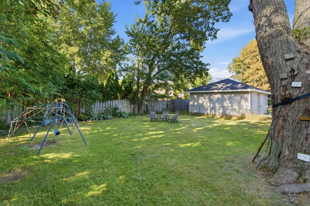 1323 Wolcott Avenue St. Joseph, MI 49085
