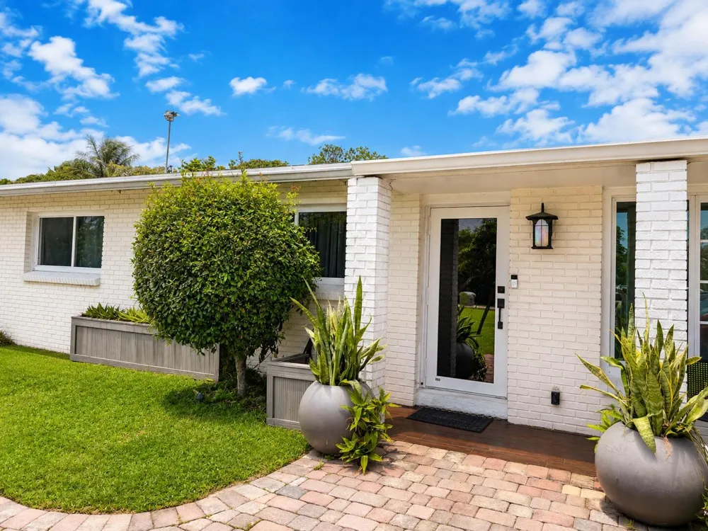 1905 S FLORIDA MANGO ROAD West Palm Beach, FL 33406