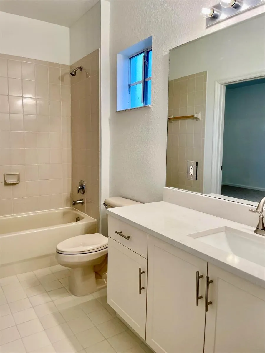 4987 SE Mariner Garden Circle SE Stuart, FL 34997