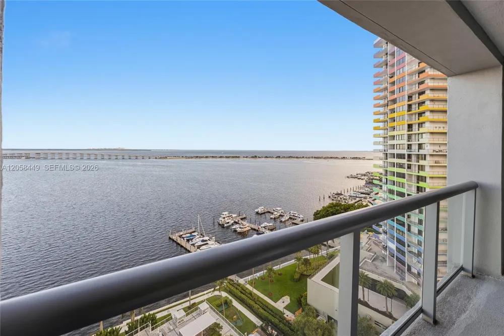 1541 Brickell Ave #A-1902 Miami, FL 33129