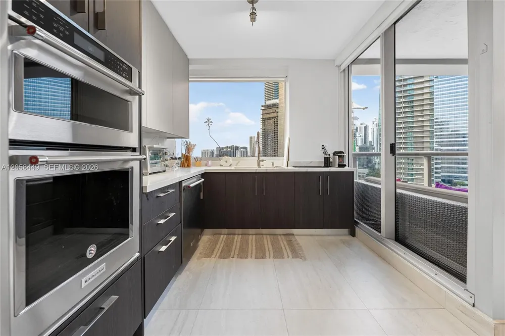 1541 Brickell Ave #A-1902 Miami, FL 33129