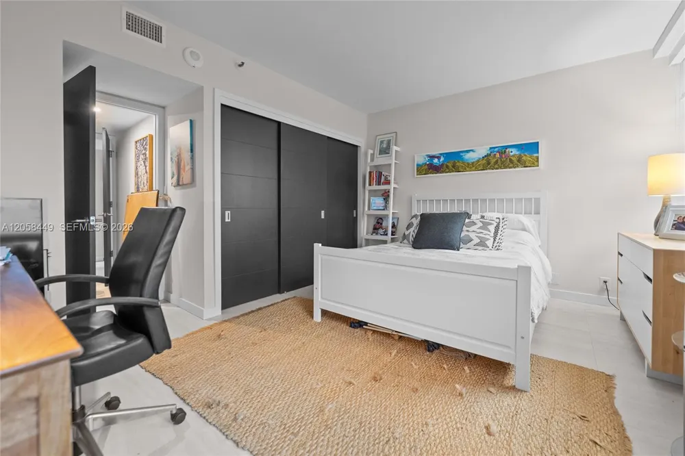 1541 Brickell Ave #A-1902 Miami, FL 33129