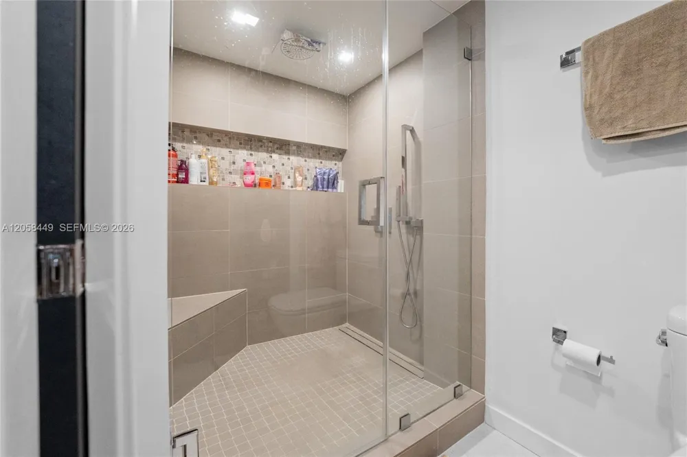 1541 Brickell Ave #A-1902 Miami, FL 33129