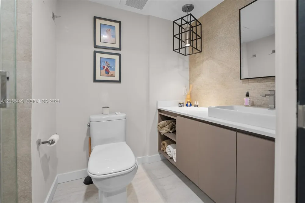 1541 Brickell Ave #A-1902 Miami, FL 33129