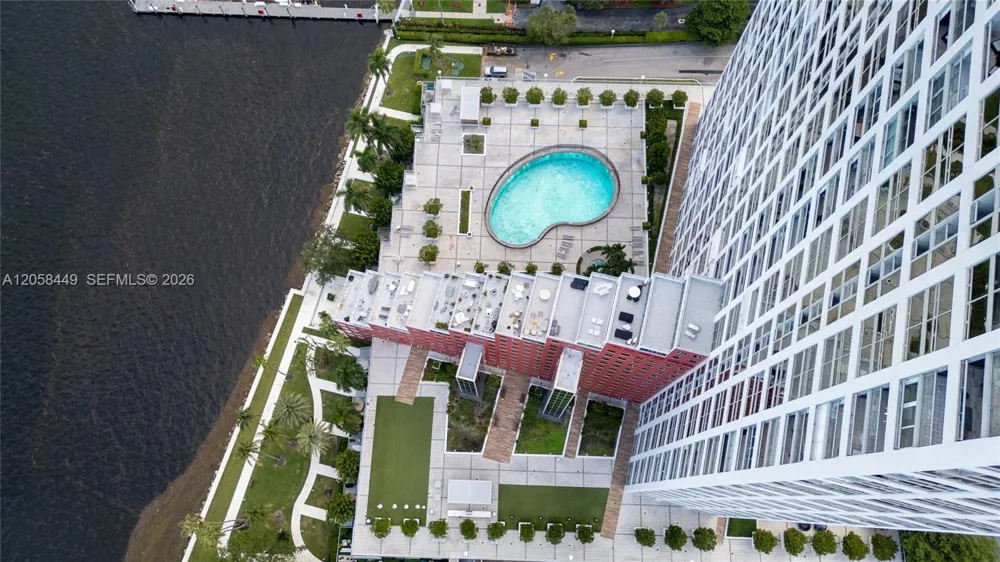 1541 Brickell Ave #A-1902 Miami, FL 33129
