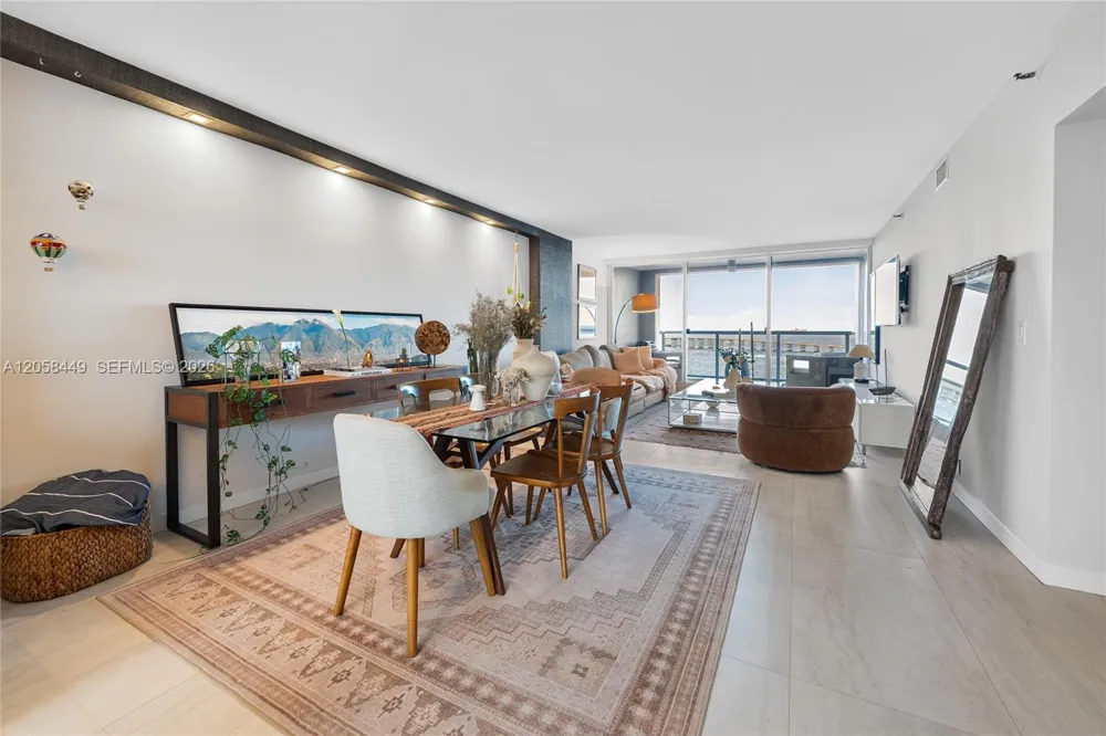 1541 Brickell Ave #A-1902 Miami, FL 33129