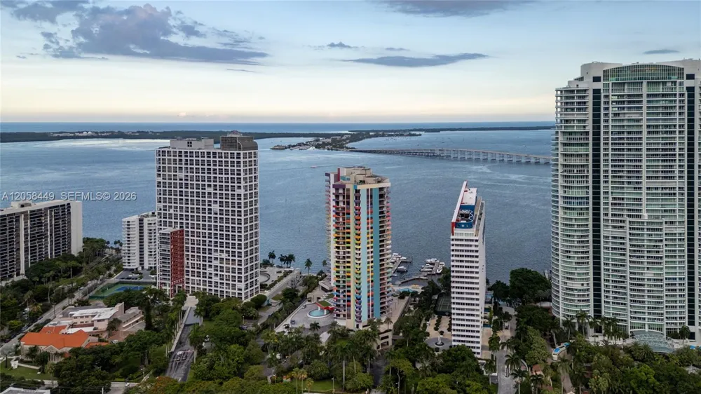 1541 Brickell Ave #A-1902 Miami, FL 33129