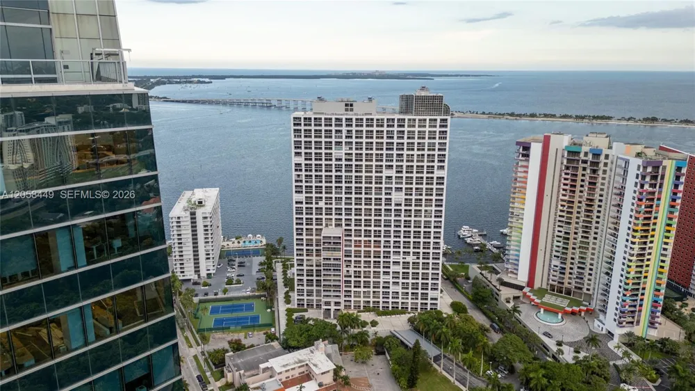 1541 Brickell Ave #A-1902 Miami, FL 33129