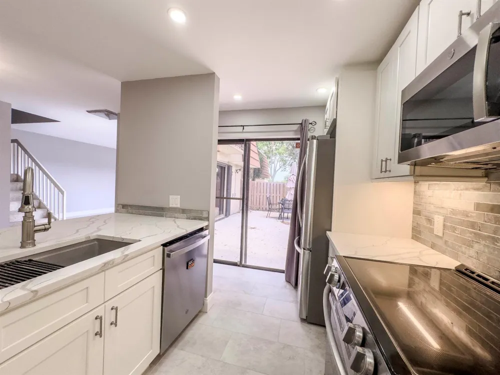 187 Charter Way West Palm Beach, FL 33407