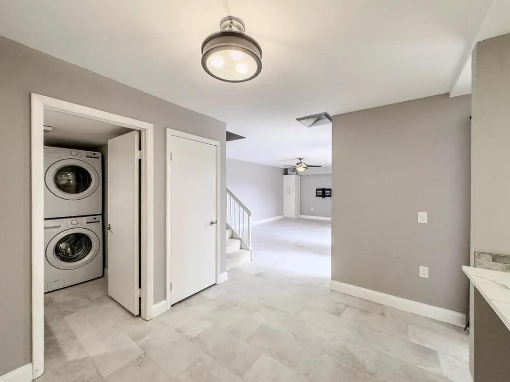 187 Charter Way West Palm Beach, FL 33407