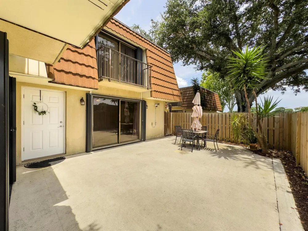 187 Charter Way West Palm Beach, FL 33407