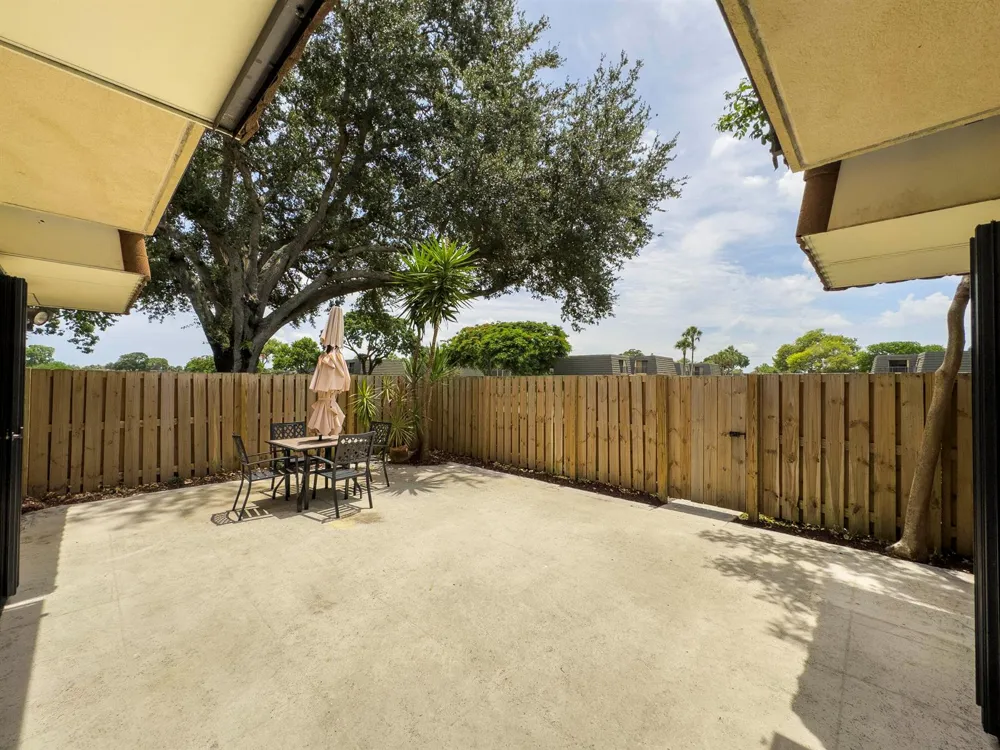 187 Charter Way West Palm Beach, FL 33407