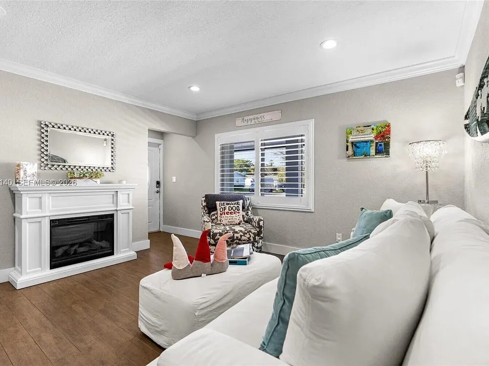 9390 SW 190TH STREET Cutler Bay, FL 33157