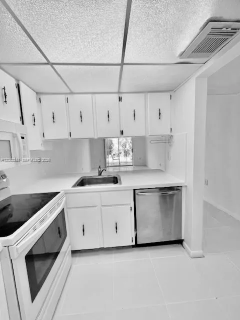 Address Not Shown North Miami Beach, FL 33160