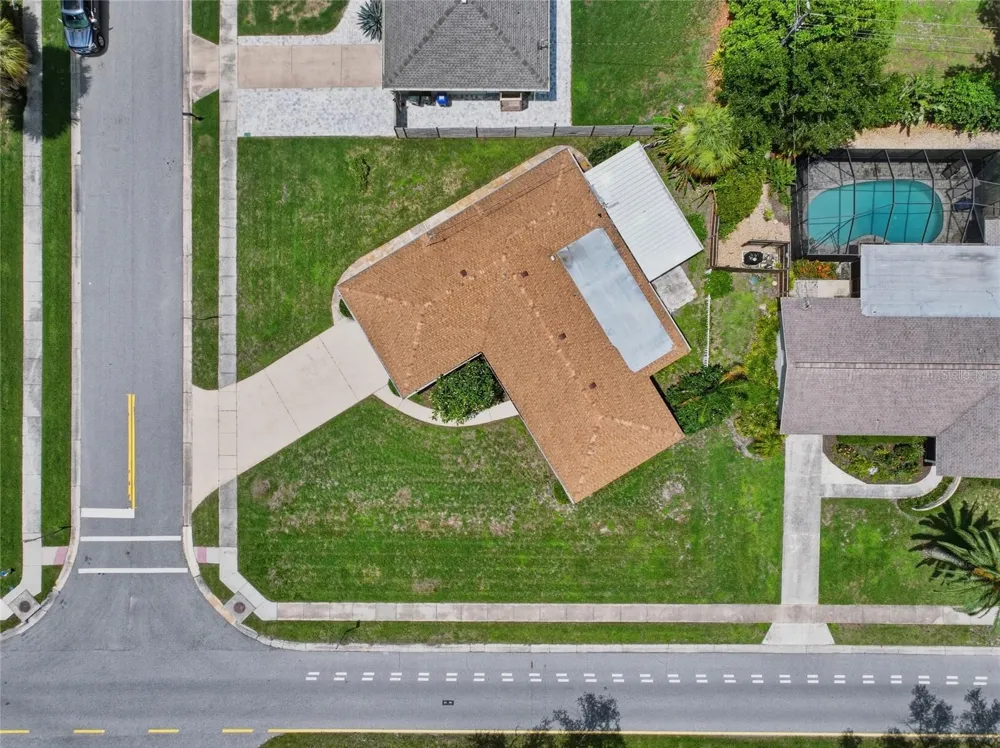2711 GULF GATE DRIVE Sarasota, FL 34231