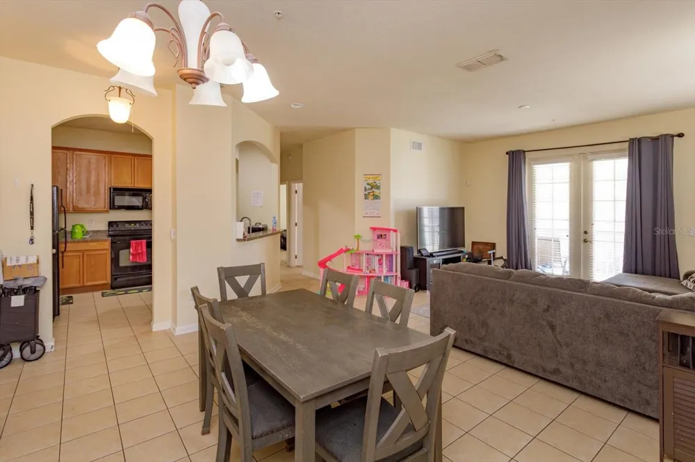 3001 LAUREL RUN LANE #206 Kissimmee, FL 34741