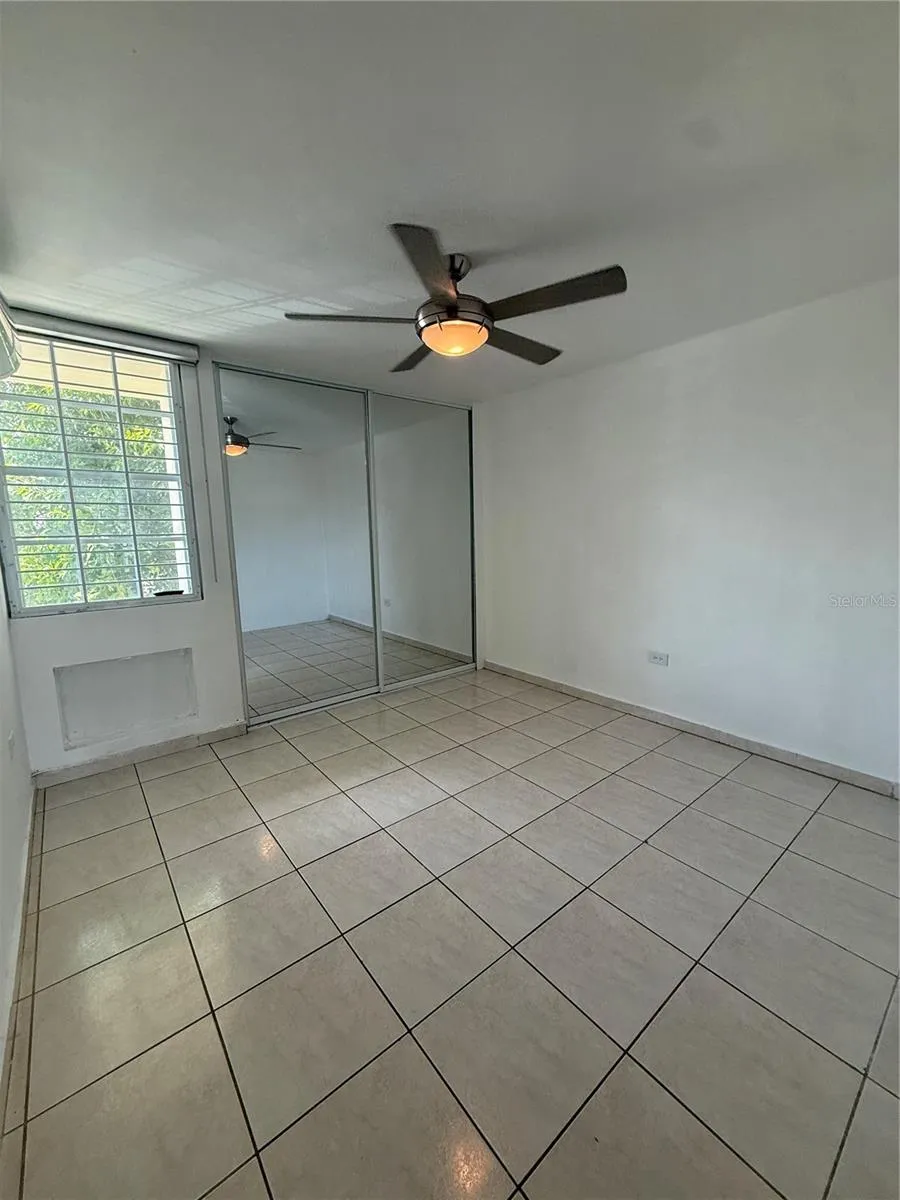 109 CALLE PLUMOSO REAL #E212 Guaynabo, PR 00966