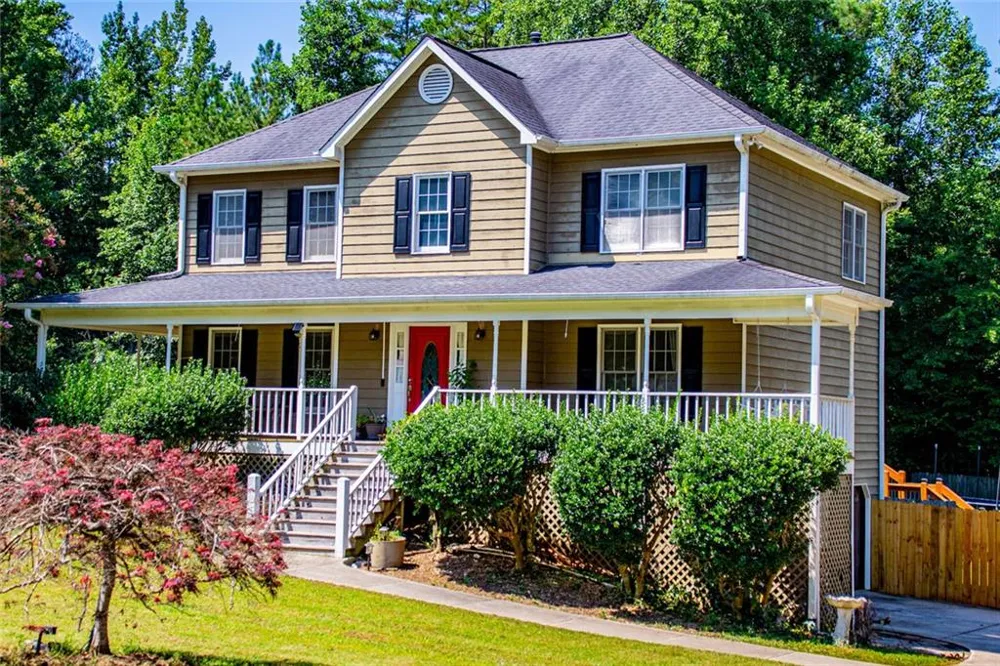 327 Swan Drive Hiram, GA 30141