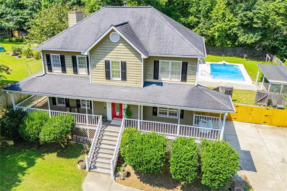 327 Swan Drive Hiram, GA 30141