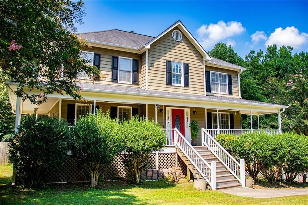 327 Swan Drive Hiram, GA 30141